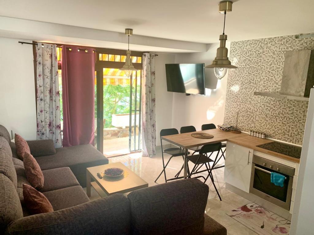 Duplex-Bungalow In Playa De Las Americas,3 Minutes Near The Best Beaches In Tenerife Exterior photo