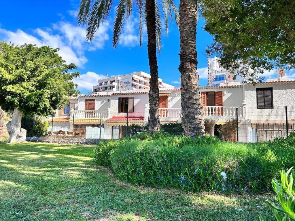 Duplex-Bungalow In Playa De Las Americas,3 Minutes Near The Best Beaches In Tenerife Exterior photo